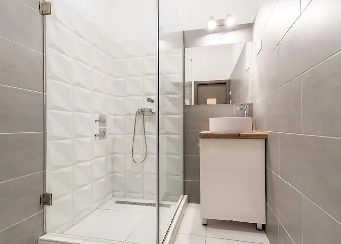 Midtown Gleaming Budapesta